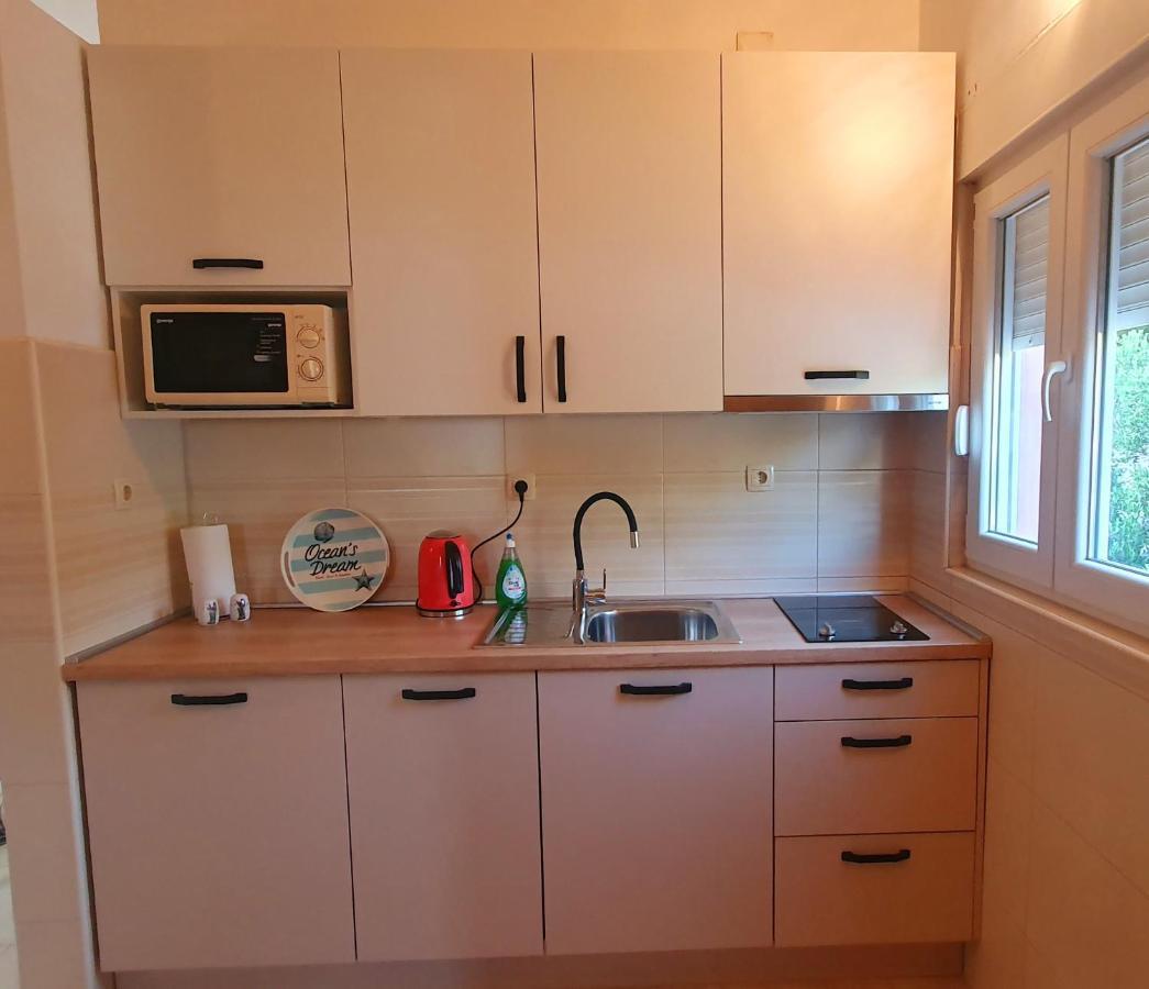 Apartments Rotim ザオストログ エクステリア 写真