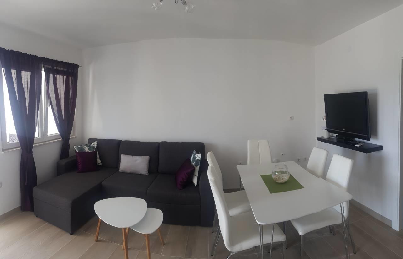 Apartments Rotim ザオストログ エクステリア 写真